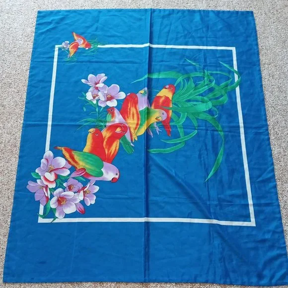 PARROT SCARF - Picture 1 of 1